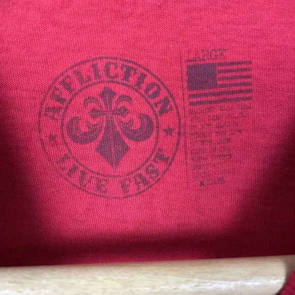 Affliction Shirt Men L Live Fast Fleur Dirty Red Wash MMA UFC Biker Rocker VTG - Picture 5 of 12